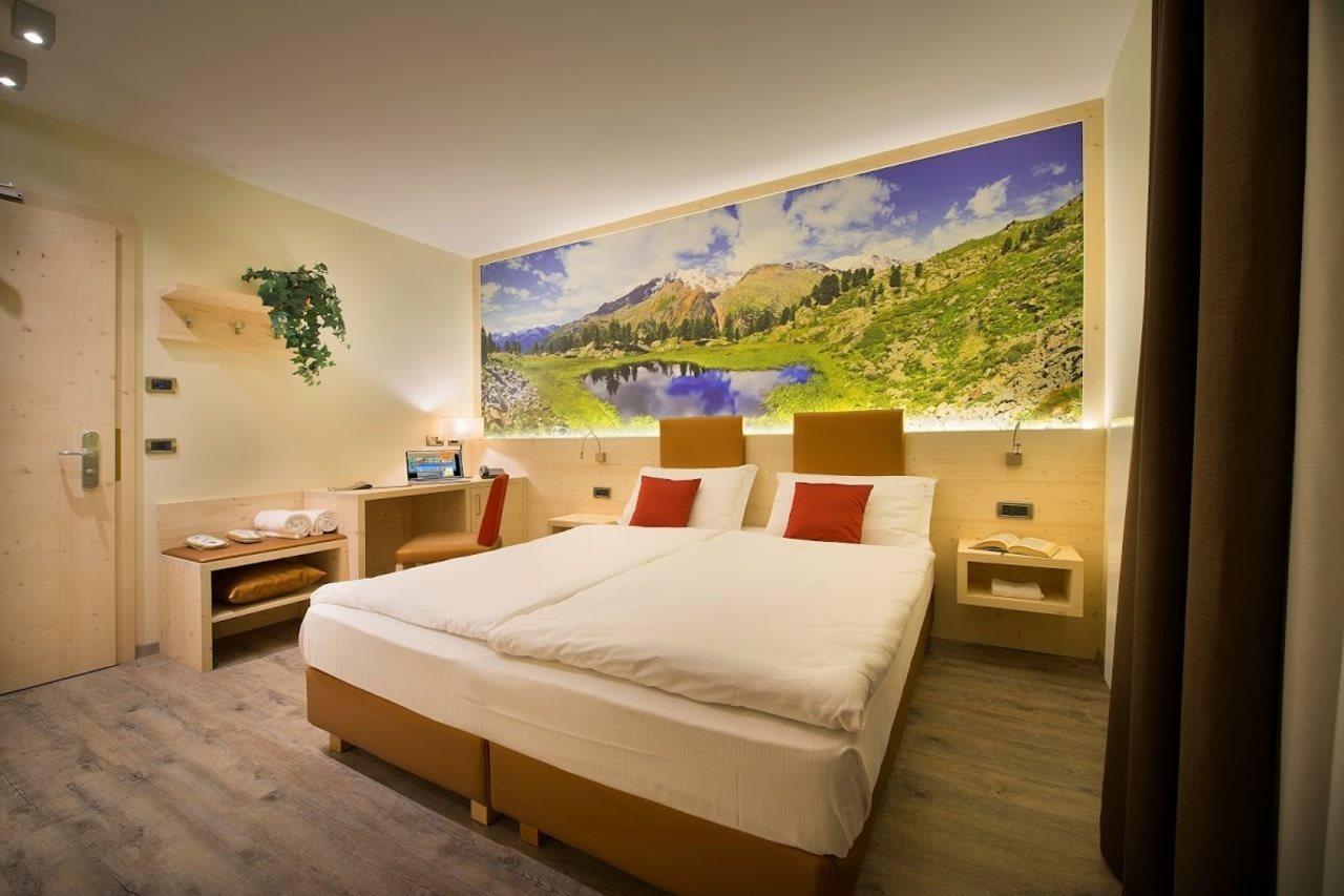 Sporthotel Rosatti Dimaro Ngoại thất bức ảnh