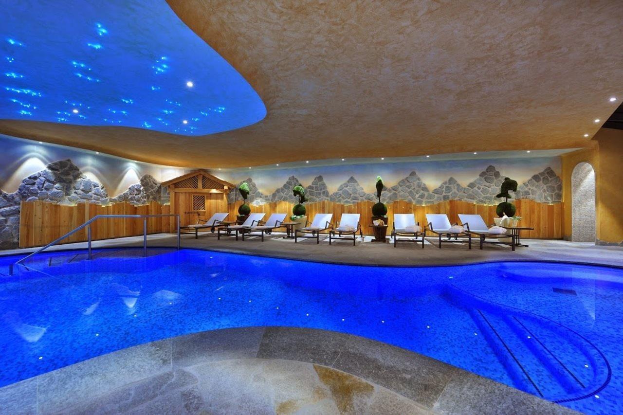 Sporthotel Rosatti Dimaro Ngoại thất bức ảnh